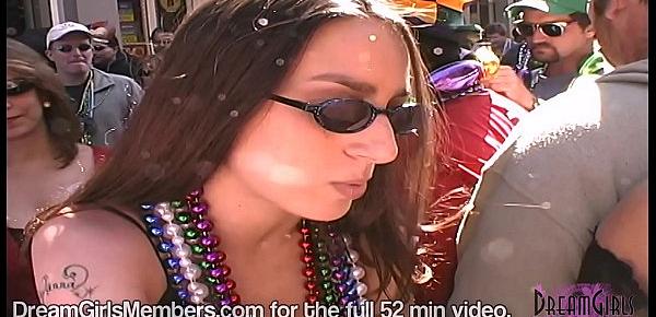  College Girls Bare Awesome Natural Tits At Mardi Gras